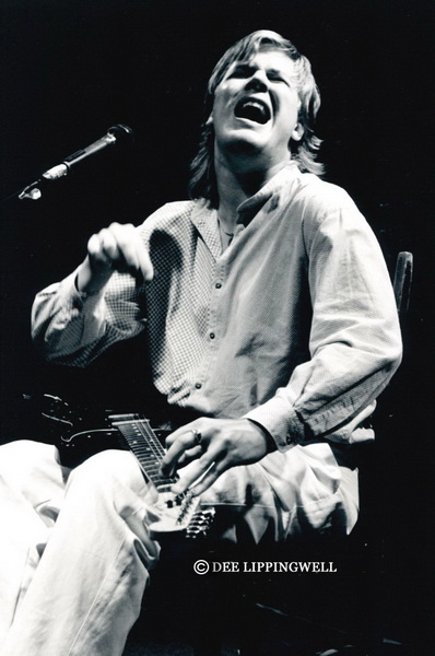 Jeff Healey Live in '90 - © Dee Lippingwell
